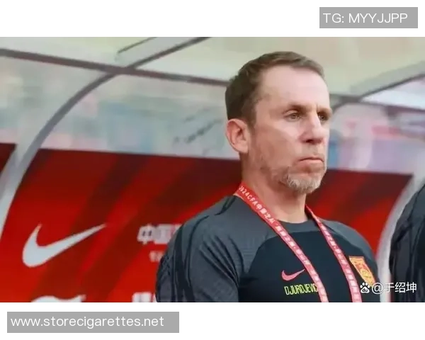 自拍画圈的足球明星们如何用镜头记录精彩瞬间与个人风采